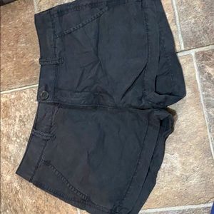 AE Faded black shorts